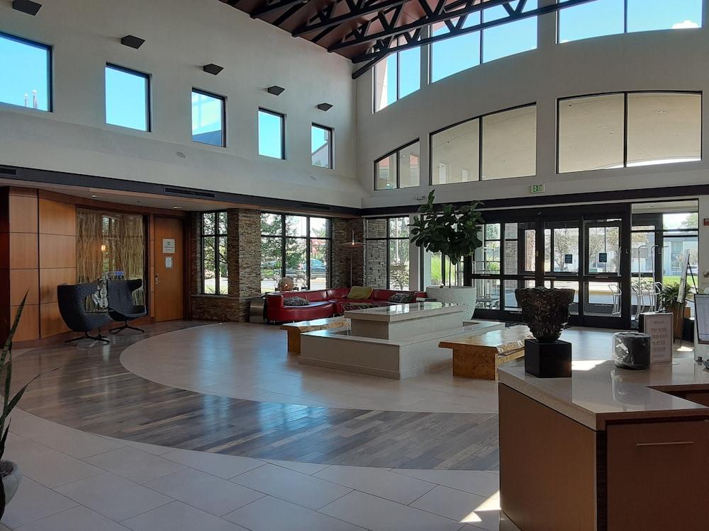 Embassy Suites By Hilton Detroit Metro Airport Romulus Extérieur photo