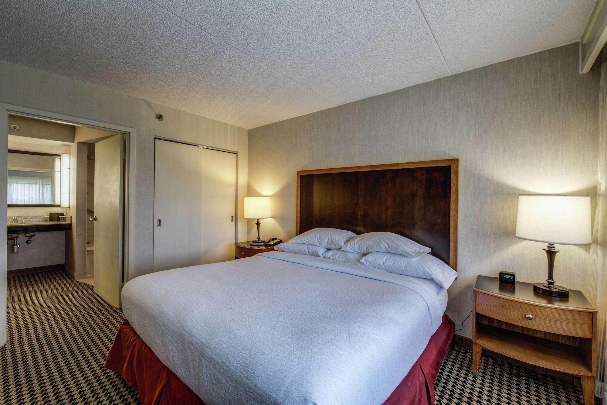 Embassy Suites By Hilton Detroit Metro Airport Romulus Extérieur photo