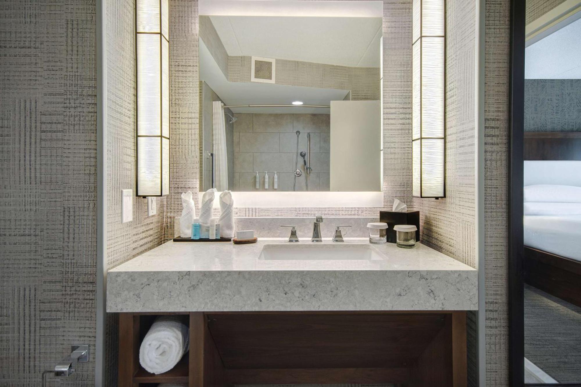 Embassy Suites By Hilton Detroit Metro Airport Romulus Extérieur photo